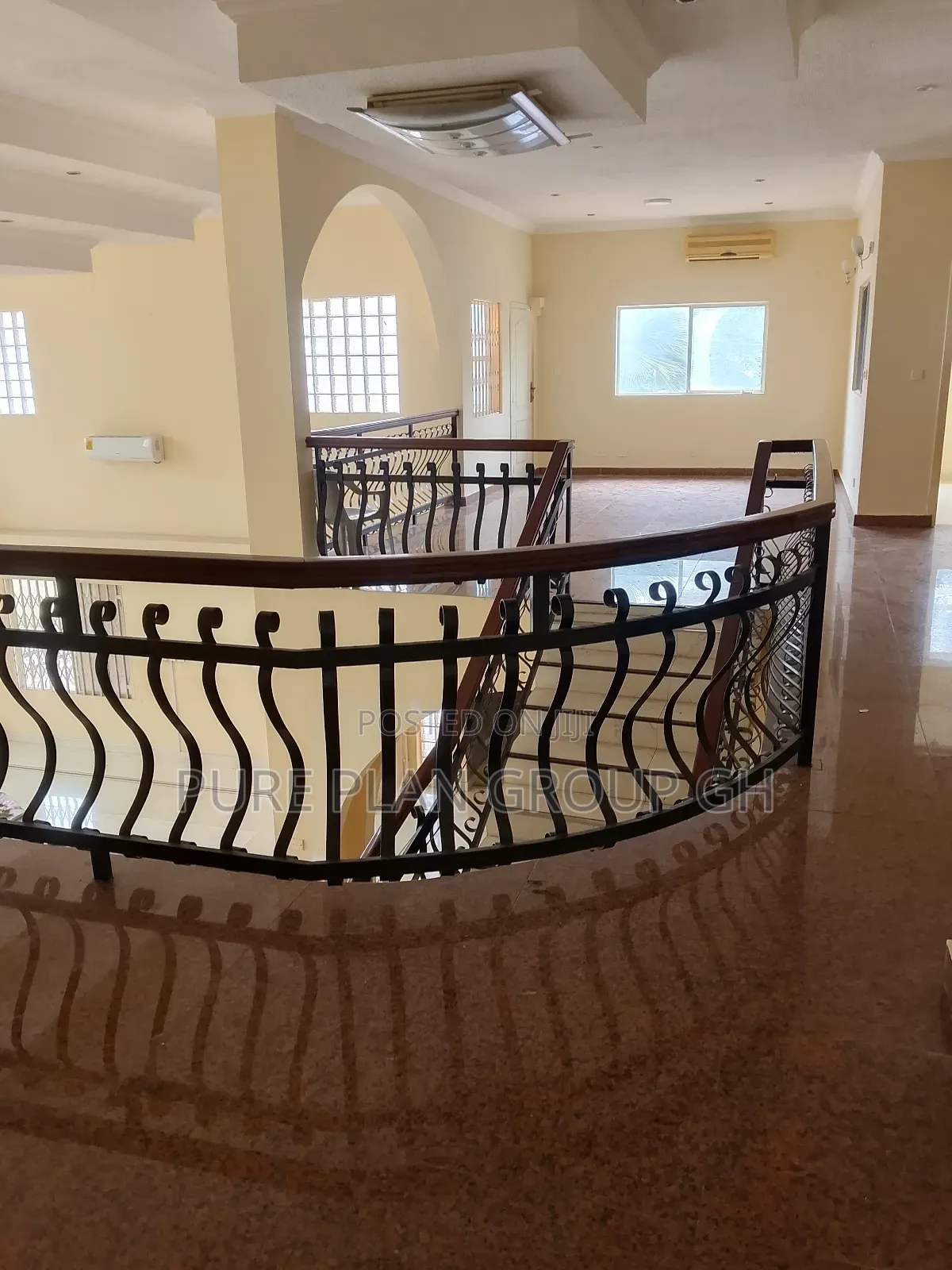 5bdrm House in East Legon, A&C Mall Area for rent