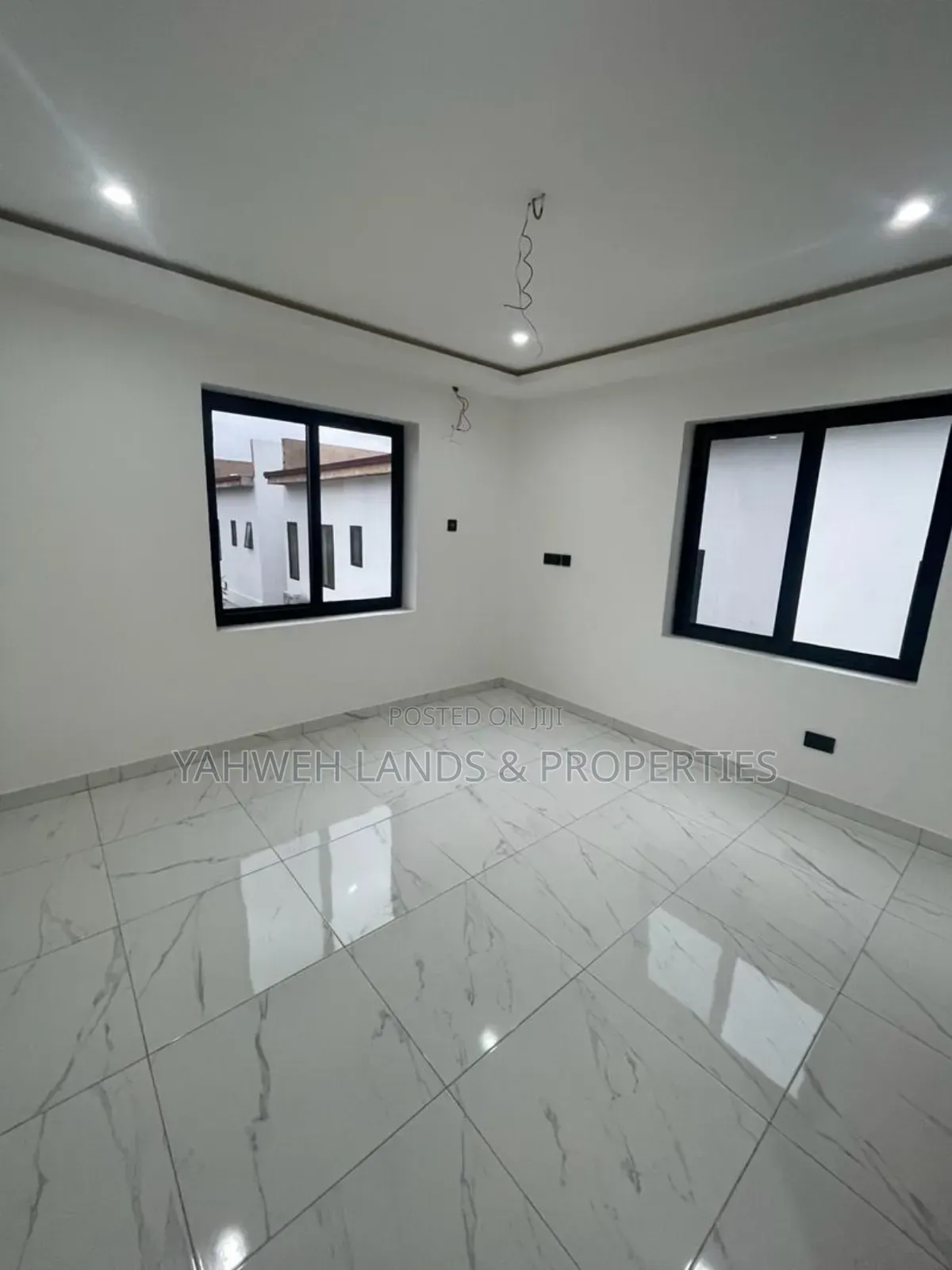4bdrm House in Airport Residential Area for sale