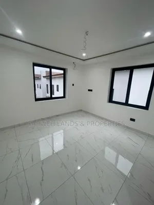 4bdrm House in Airport Residential Area for sale