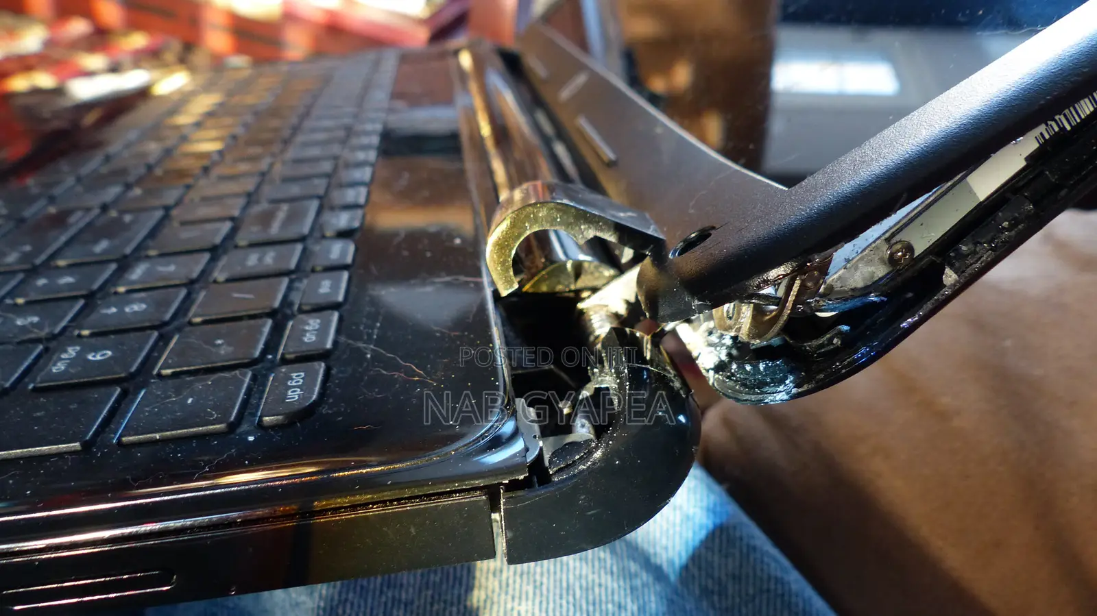 Laptop Hinge Repairs