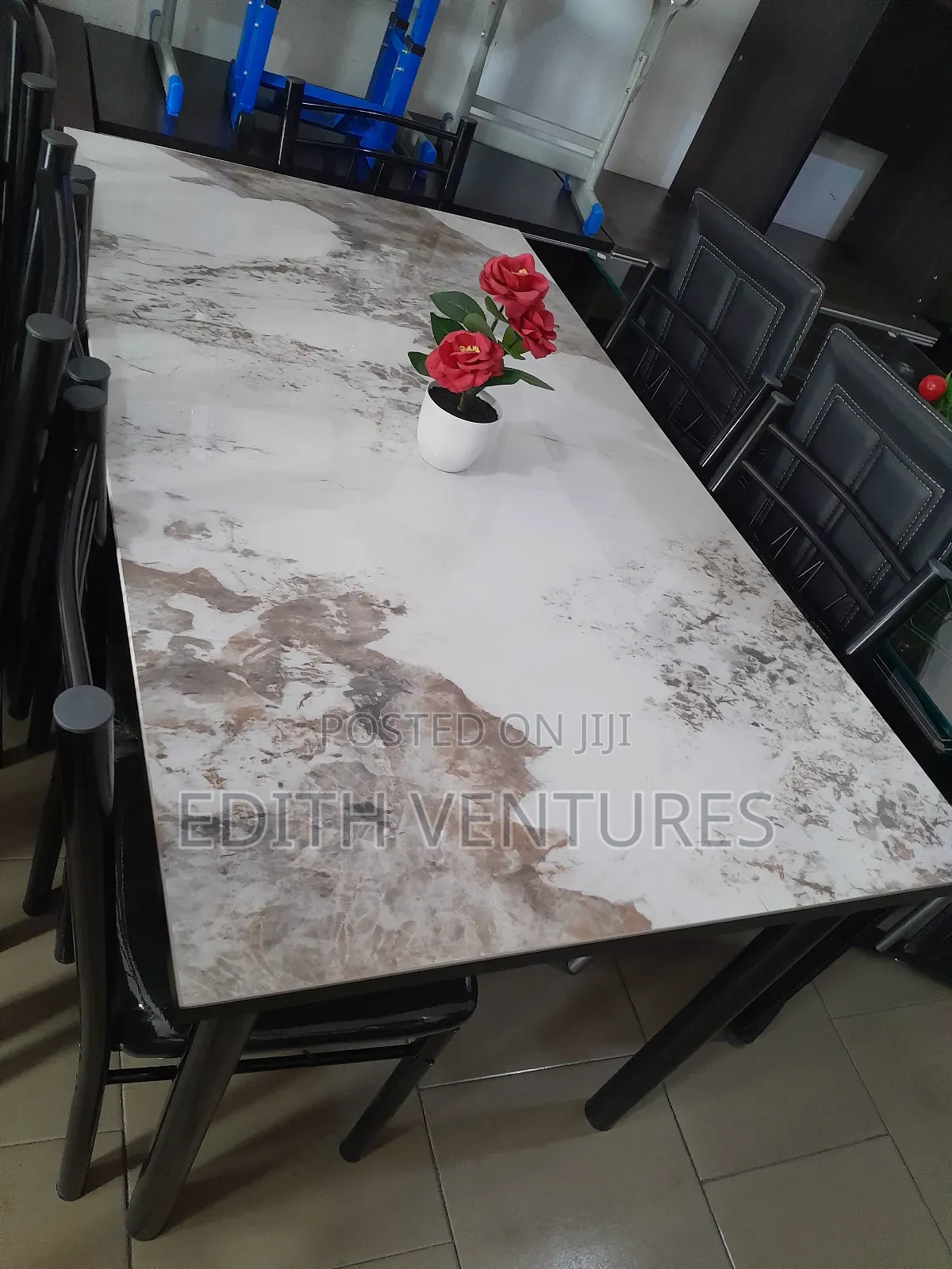 Tabularize Dining Set