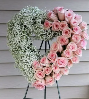 Classic and Beautiful Funeral Wreath for Sale