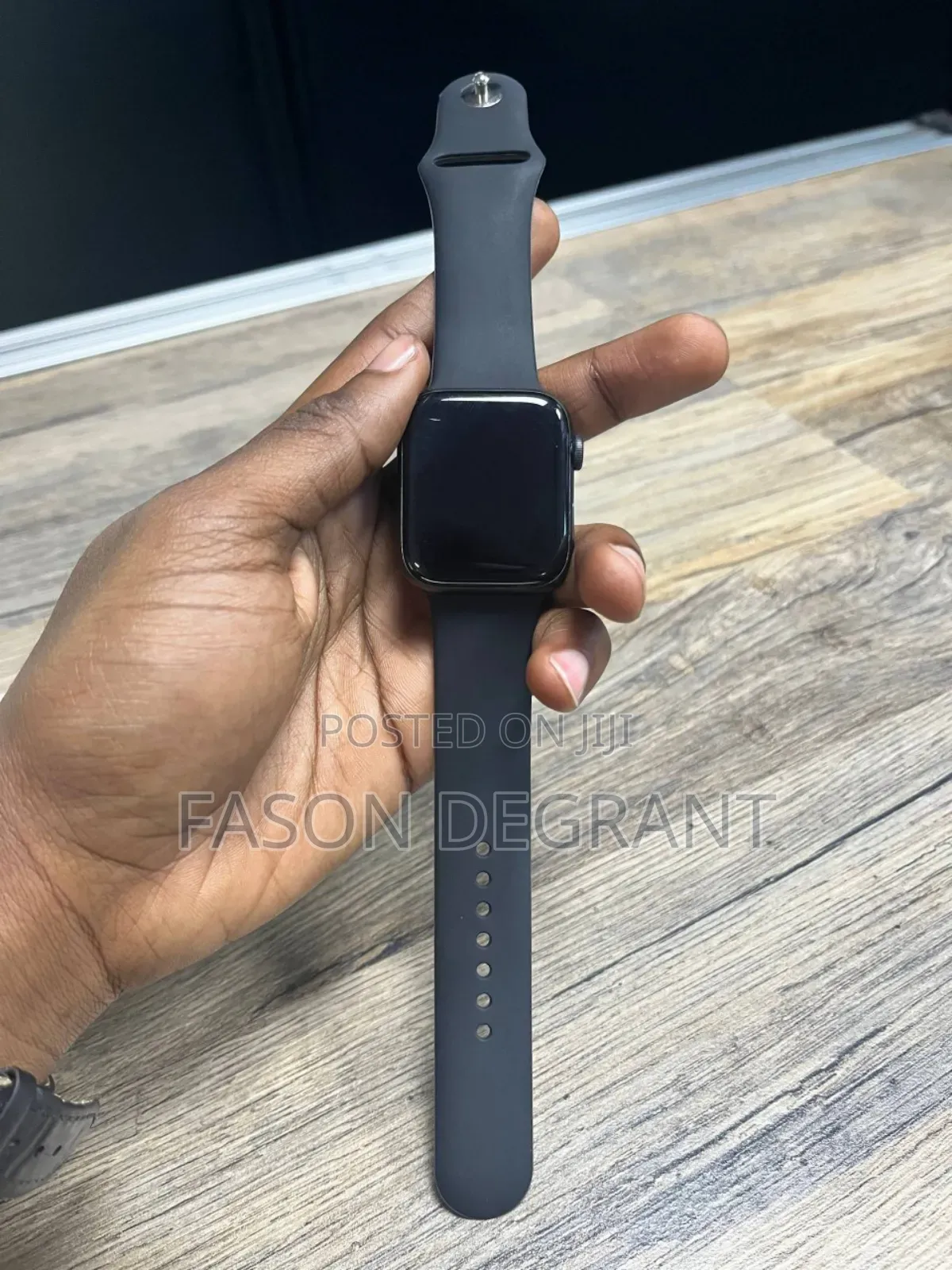 Black Apple Watch Series 6 - 44mm