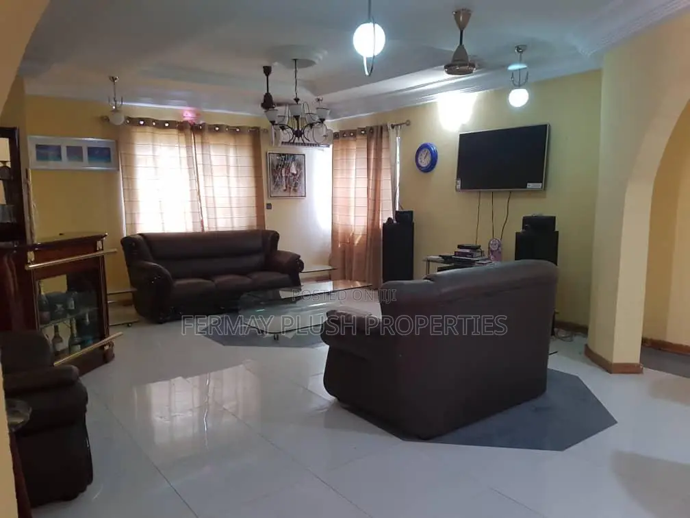 Furnished 2bdrm Apartment in Dzorwulu Apartments, Accra Metropolitan