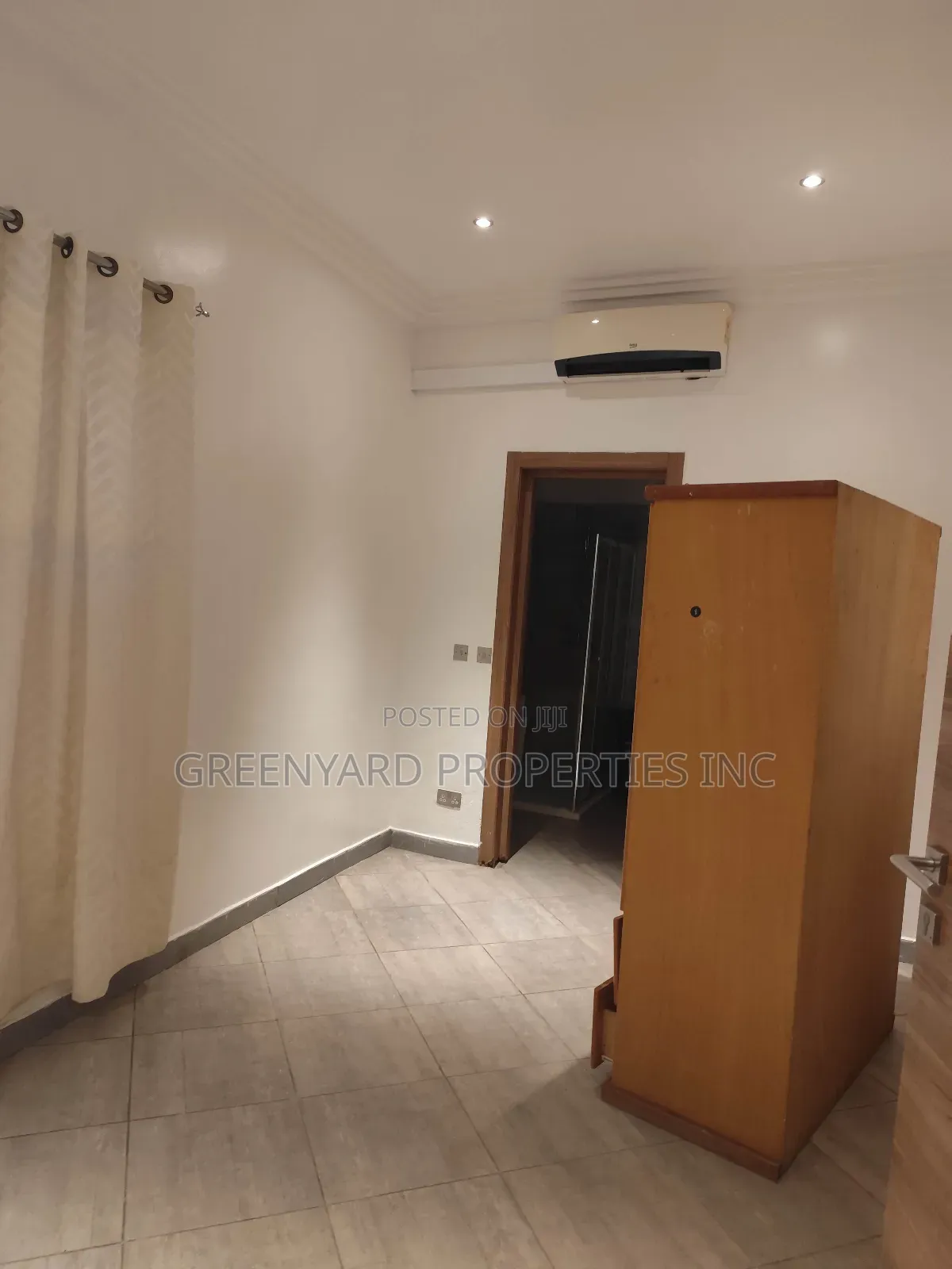 2bdrm Apartment in Trasacco, Adjiriganor for rent