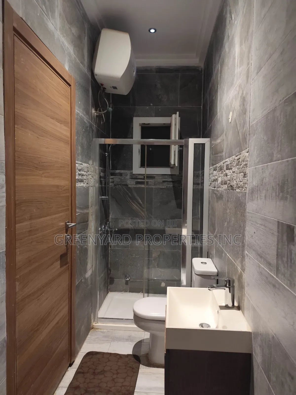2bdrm Apartment in Trasacco, Adjiriganor for rent