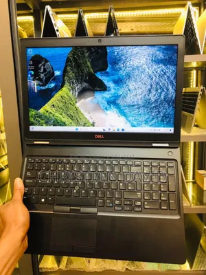 Laptop Dell Latitude 5590 8GB Intel Core I5 SSD 256GB