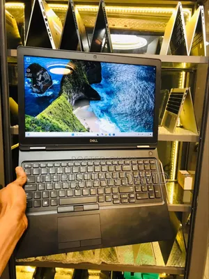 Laptop Dell Latitude 5590 8GB Intel Core I5 SSD 256GB