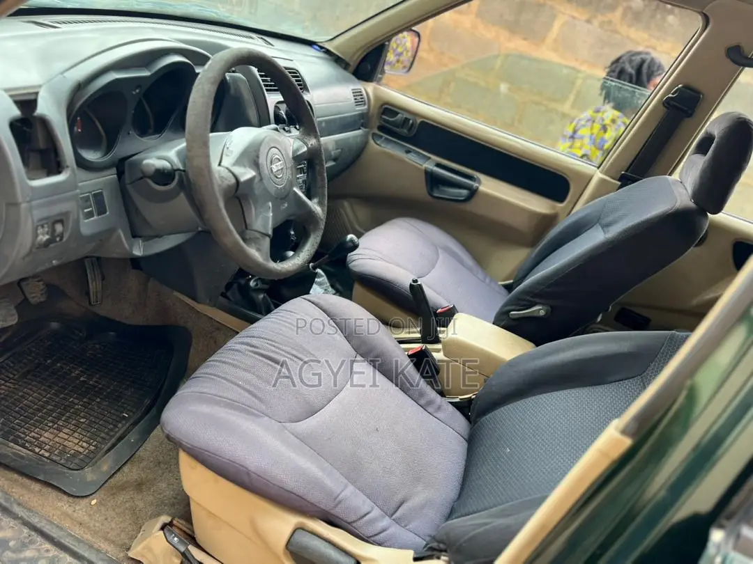 Nissan Terrano 2.7 TD Comfort 2008 Green
