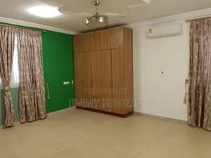 7bdrm Mansion in Jb Best Properties, Tema Metropolitan for sale