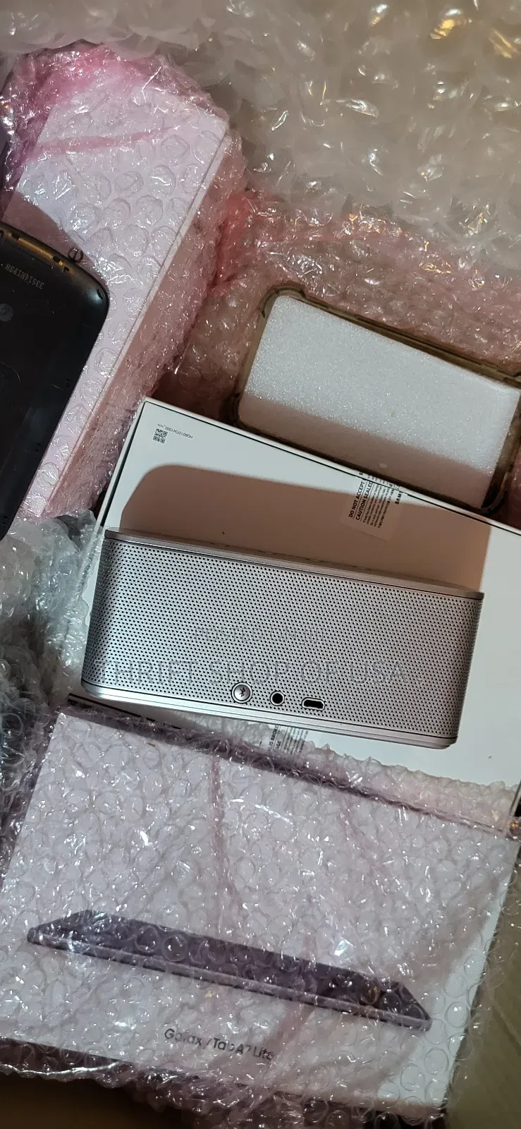 Samsung Level Box Bluetooth Speaker