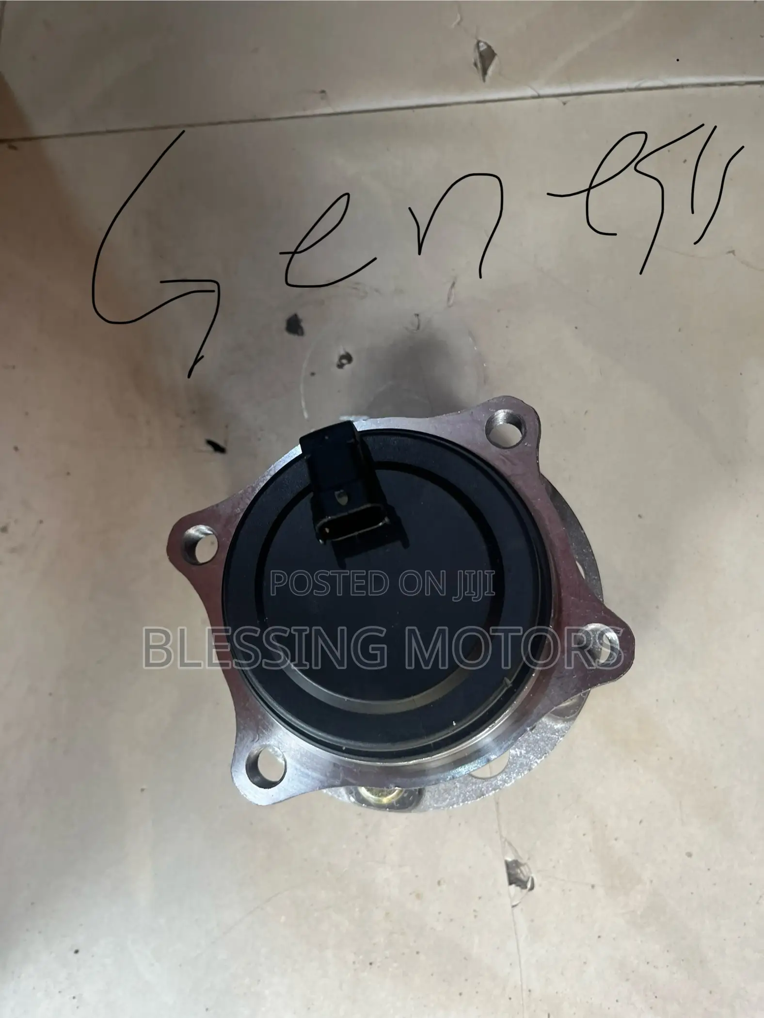 Hyundai Genesis Front Hub