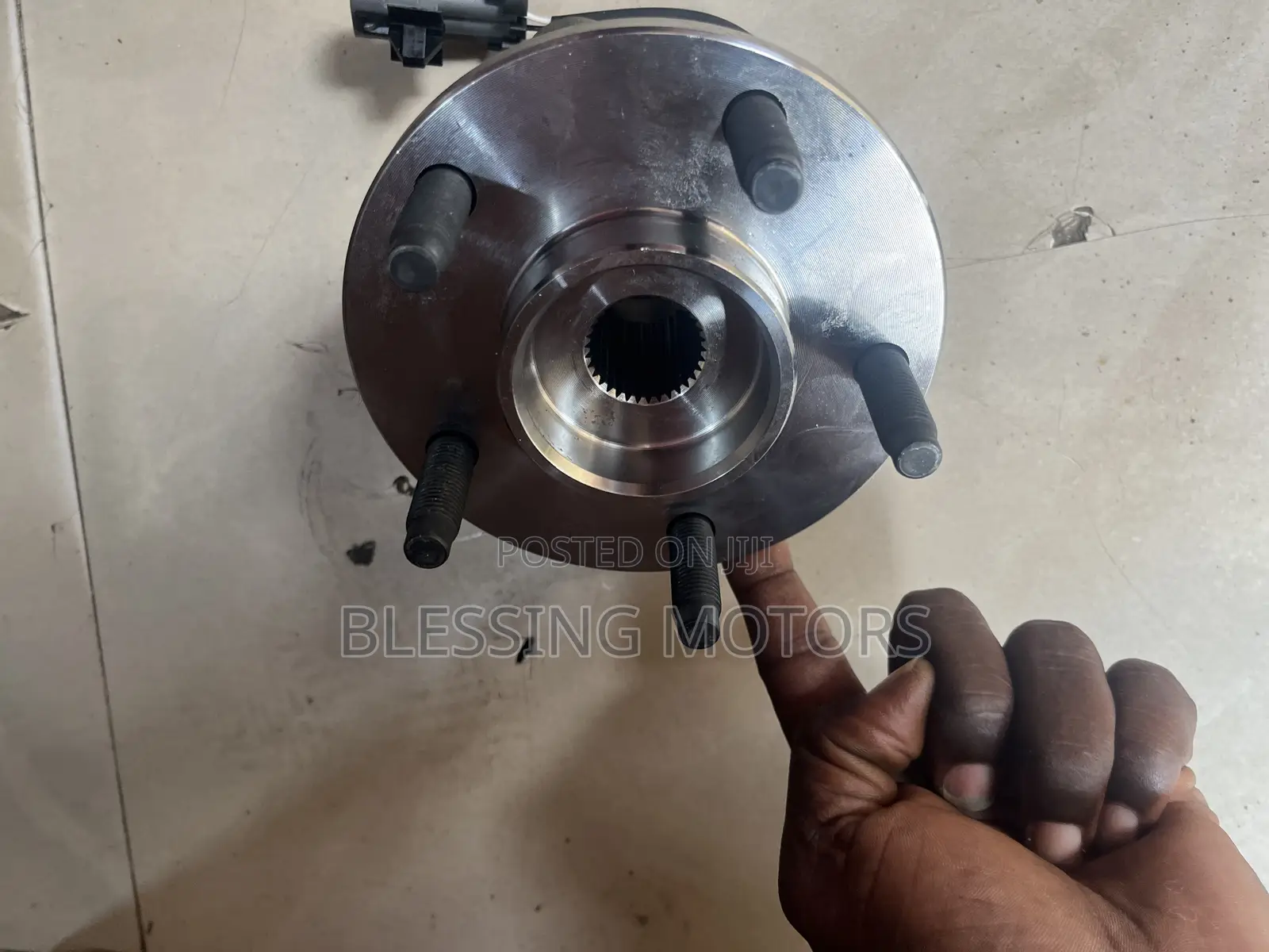 Chevrolet Hhr Front Hub