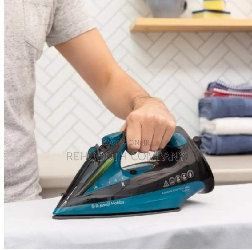 Russell Hobbs Control Power Pro Steam Iron
