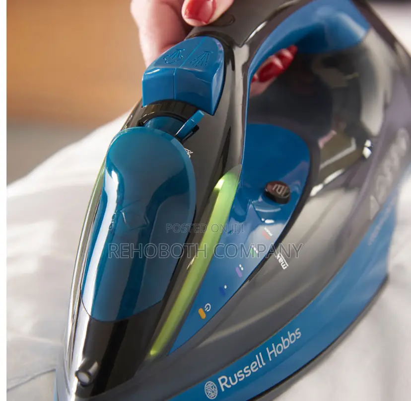 Russell Hobbs Control Power Pro Steam Iron