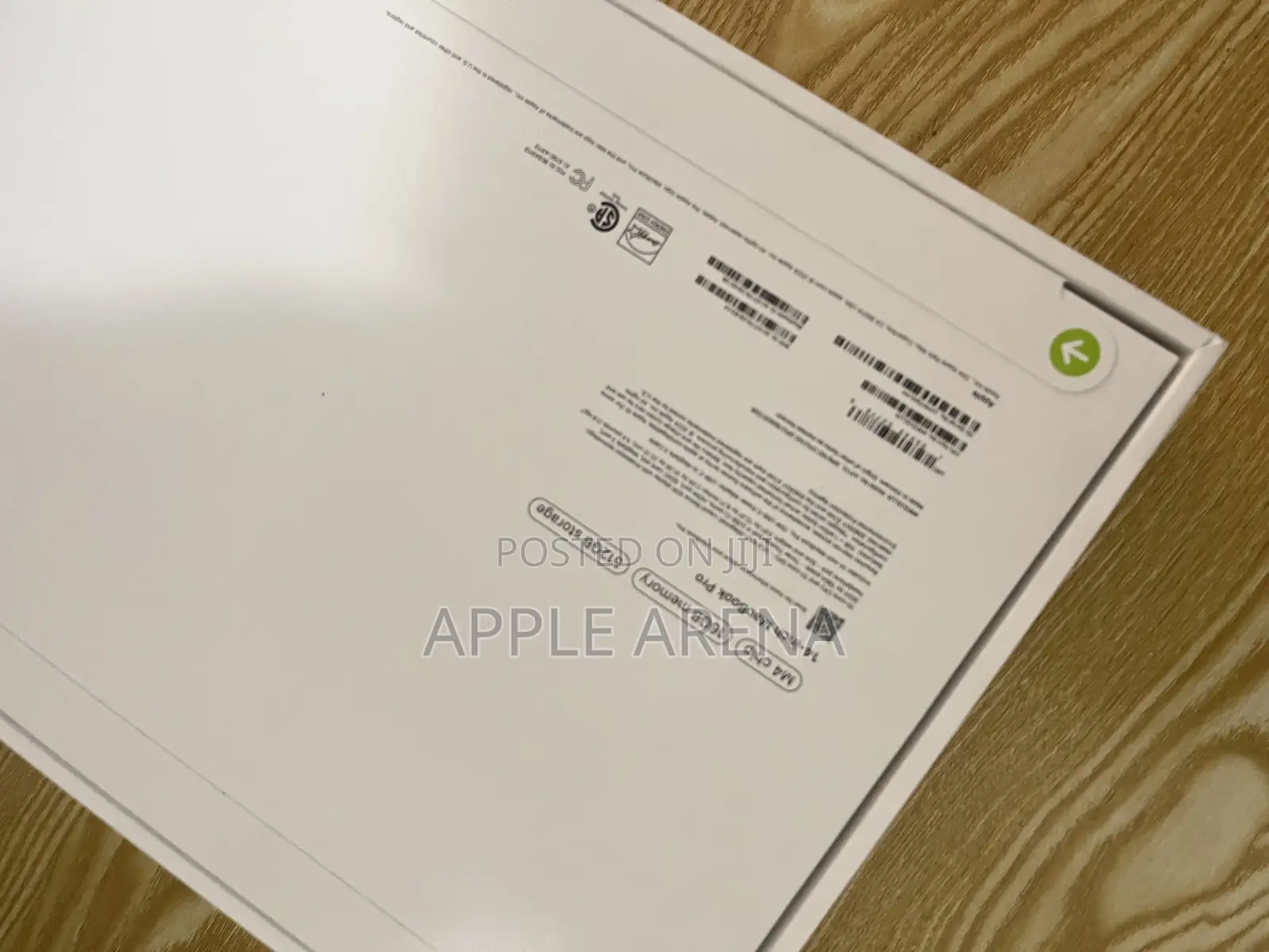 New Laptop Apple MacBook Pro 2024 M4 14-Inch 16GB Apple M4 SSD 512GB
