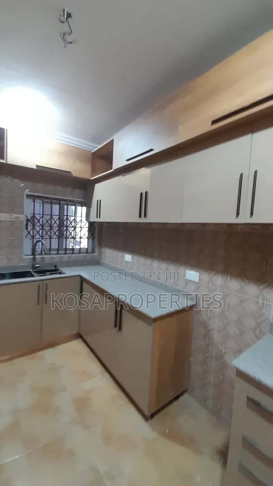 4bdrm Apartment in Adjiringanor, Adjiriganor for rent