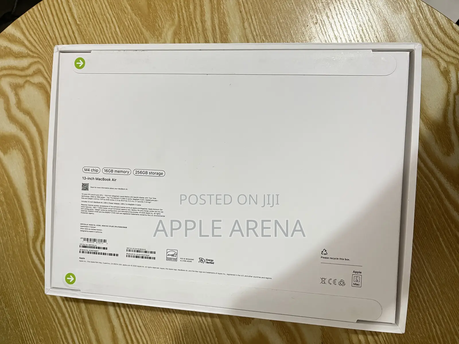 New Laptop Apple MacBook Air 2025 M4 13-inch 16GB Apple M4 SSD 256GB