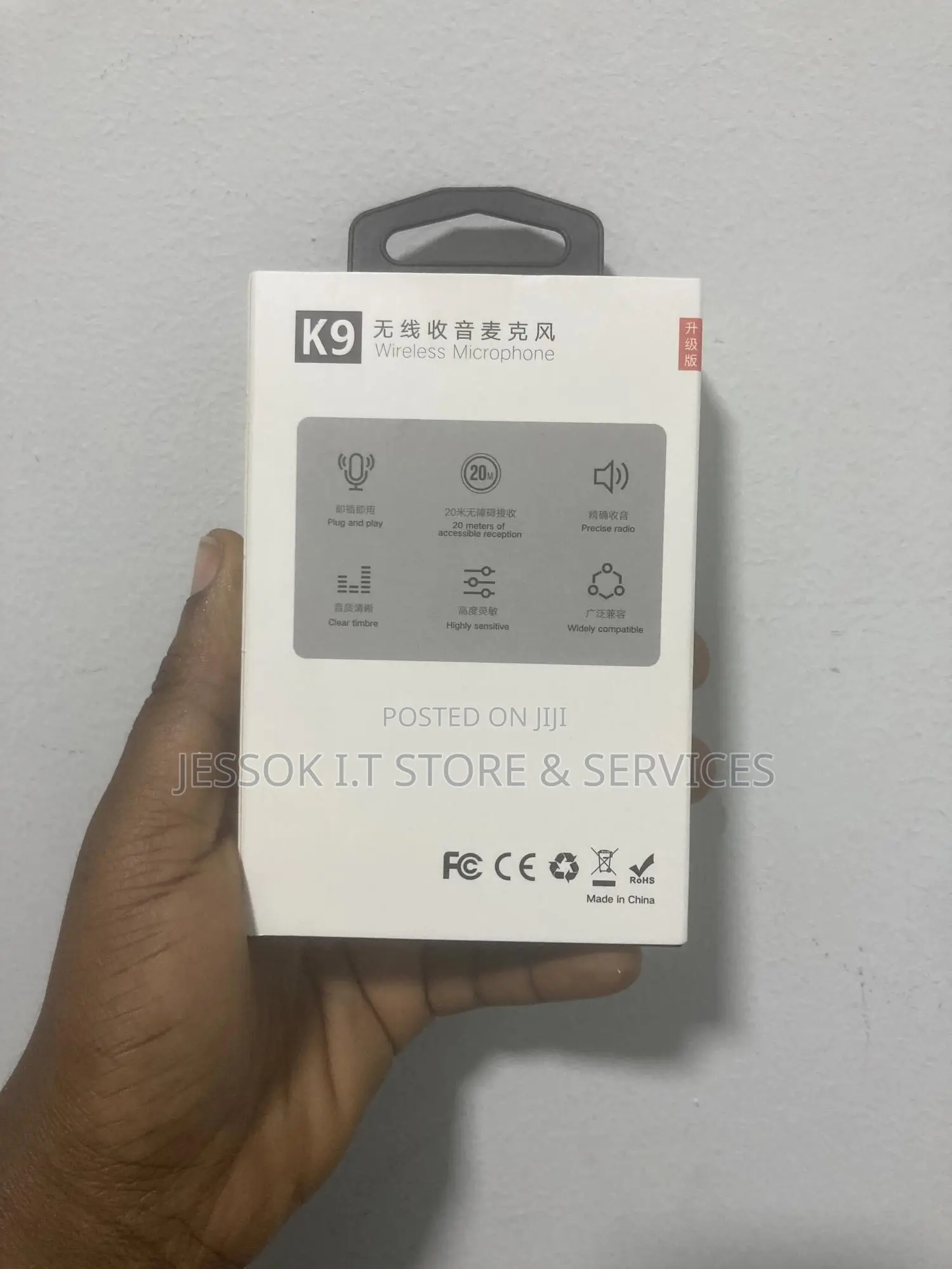 Wireless Microphone for iPhones and Type C Phones.