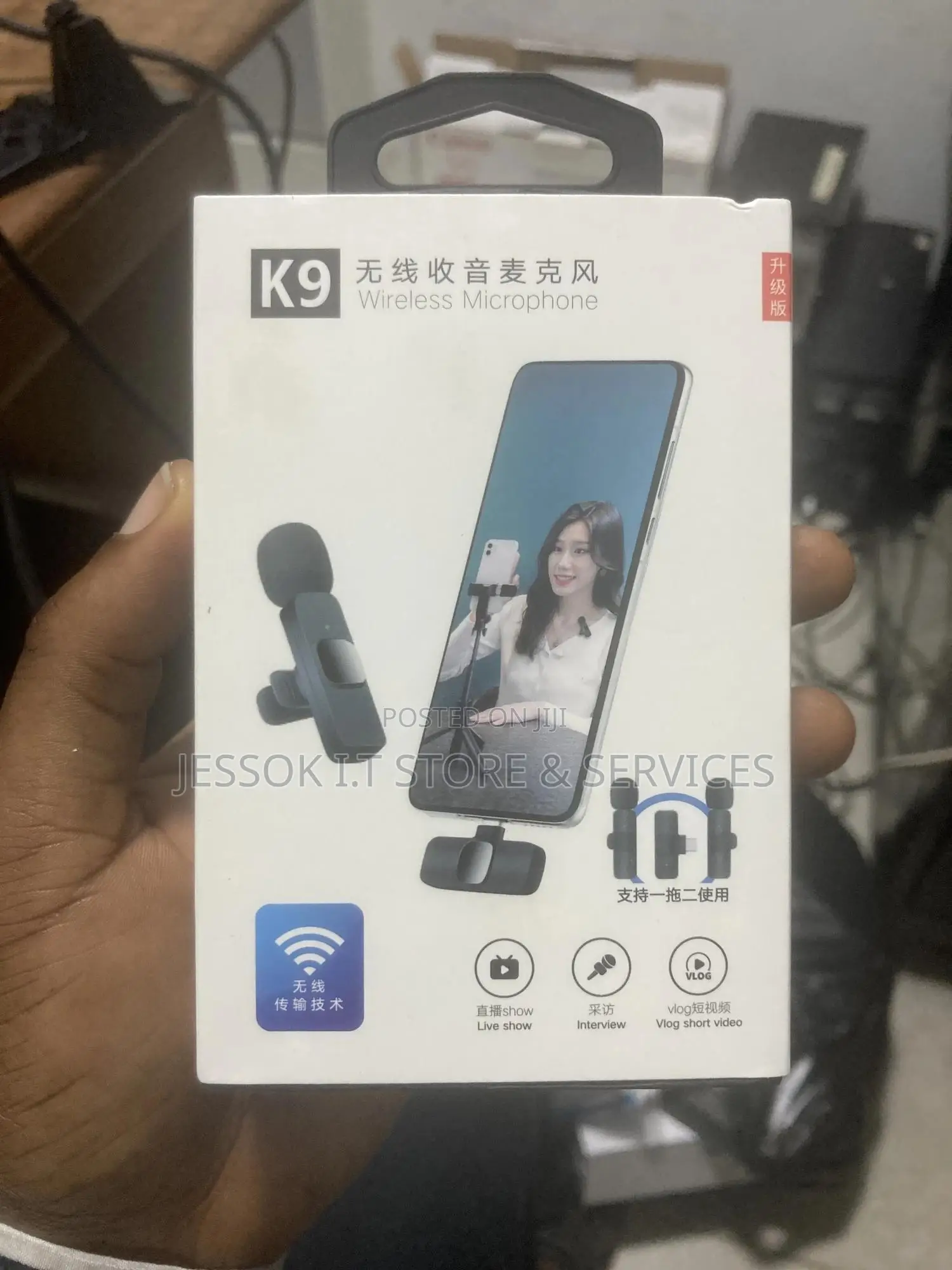 Wireless Microphone for iPhones and Type C Phones.