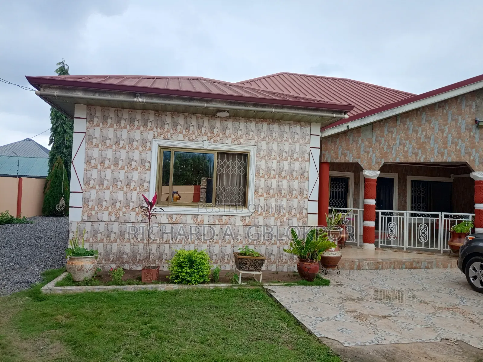 Furnished 5bdrm House in Afienya for sale