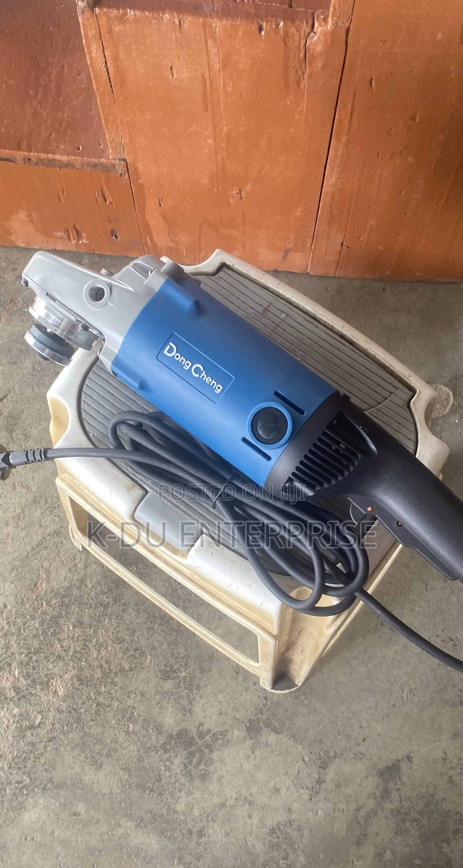 Angle Grinding Machine 2400w