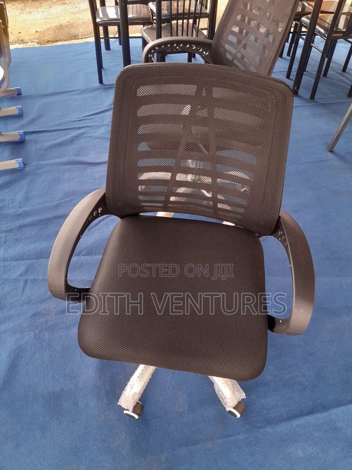 Office Tened Chair