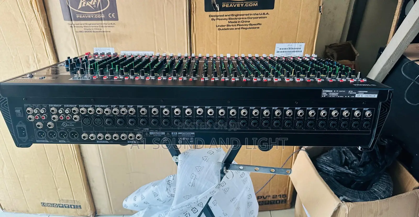 Yamaha Mgp32x 32 - Channels Live Mixer