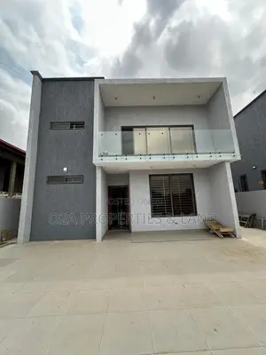 4bdrm House in Ashaley Botwe, Lake Side Estate for sale