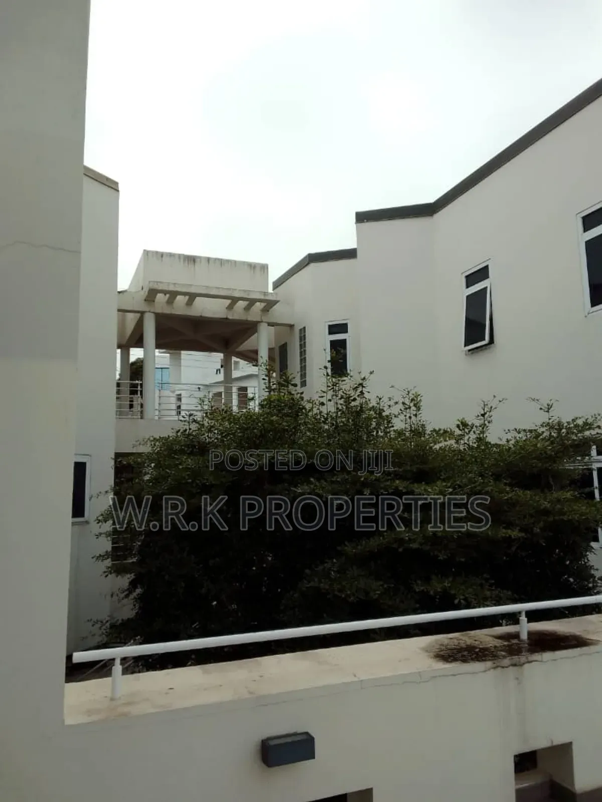 3bdrm Apartment in Mccarthy Hills, Accra Metropolitan for rent