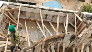 Plywood, Boards, 2×4s for Rent