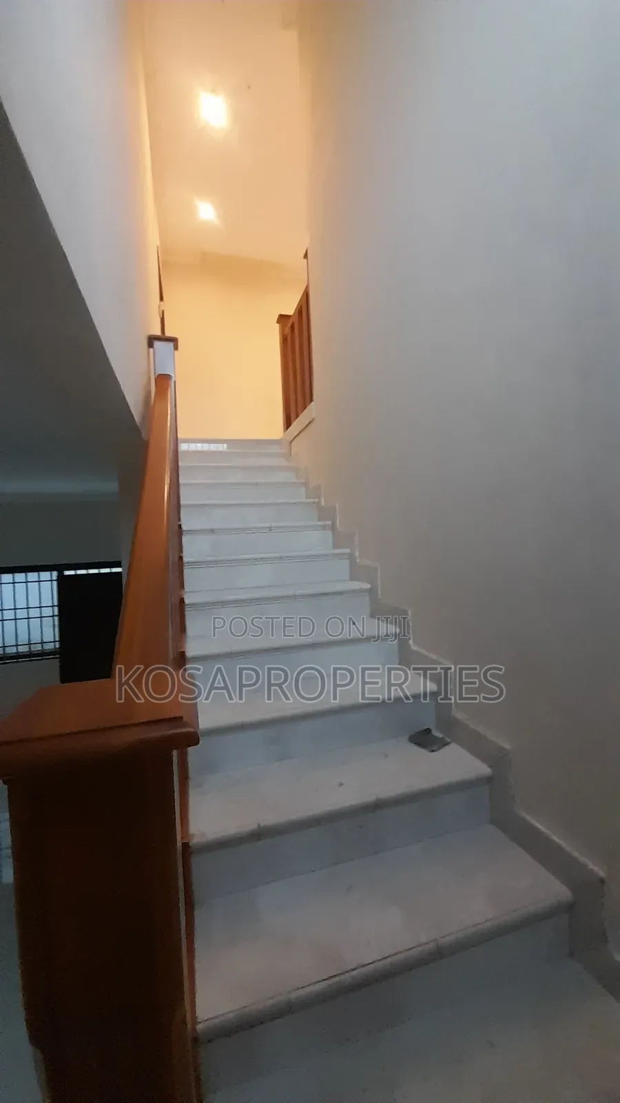 4bdrm House in Top Base, New Gbawe for sale