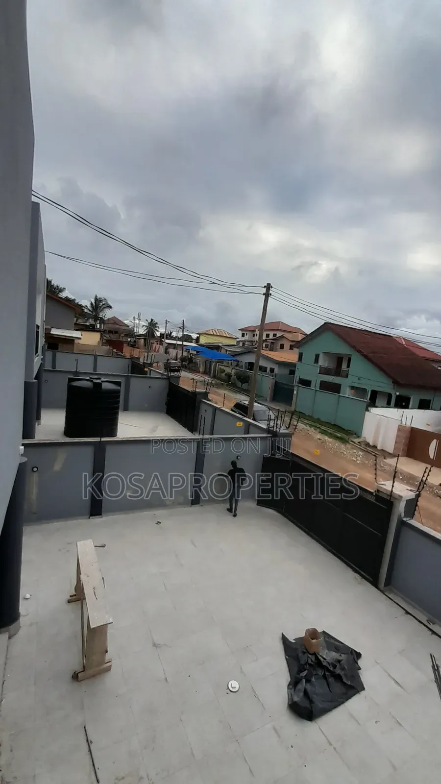 4bdrm House in Top Base, New Gbawe for sale
