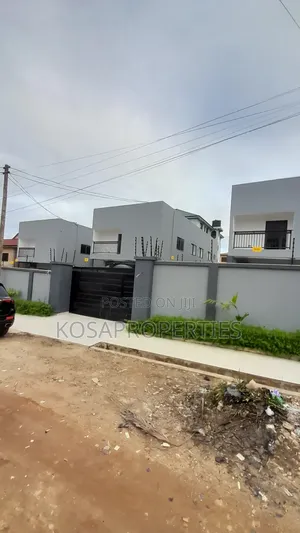 4bdrm House in Top Base, New Gbawe for sale