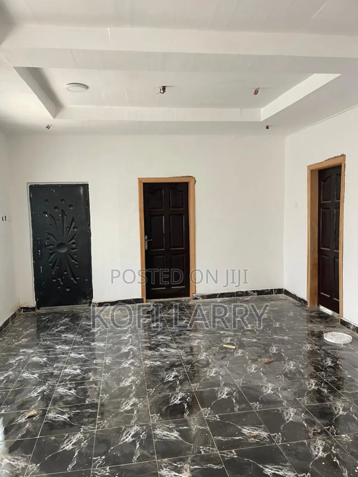 2bdrm Block of Flats in Joma Lapaz, Fan Milk for rent