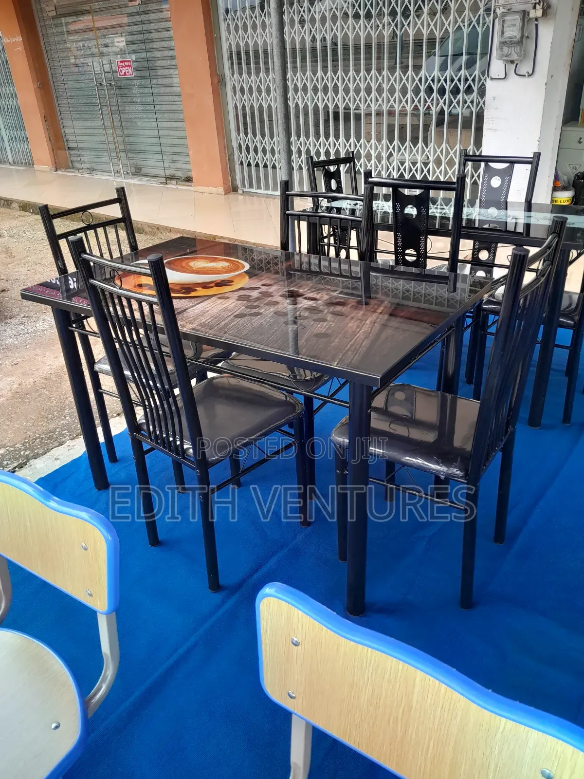 Picks Farm Dining Set