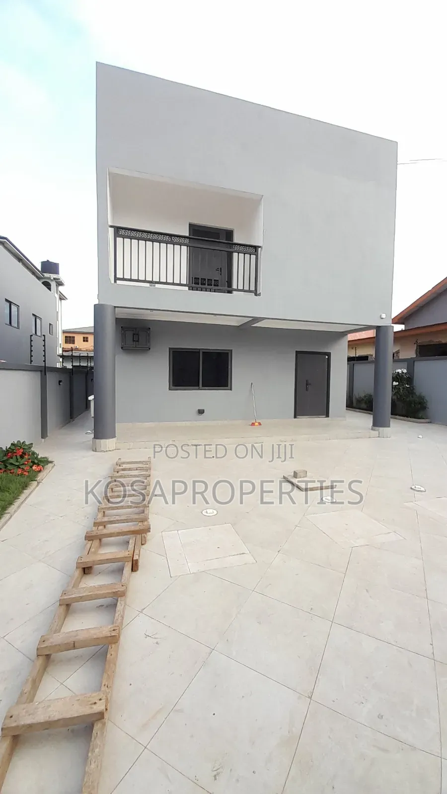 4bdrm House in Top Base, New Gbawe for sale