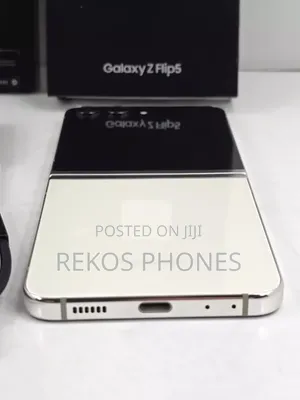 New Samsung Galaxy Z Flip5 256 GB White