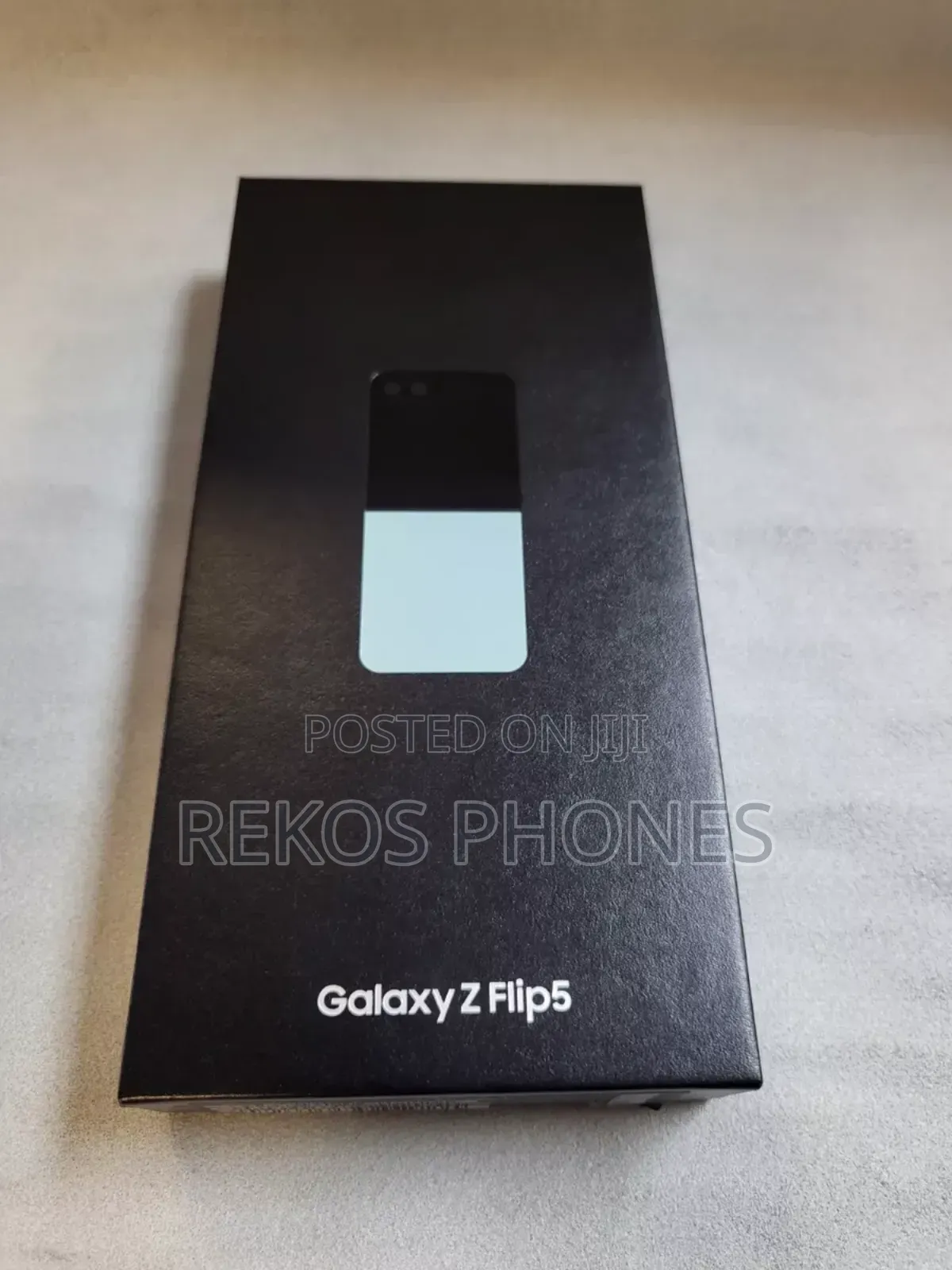 New Samsung Galaxy Z Flip5 256 GB White