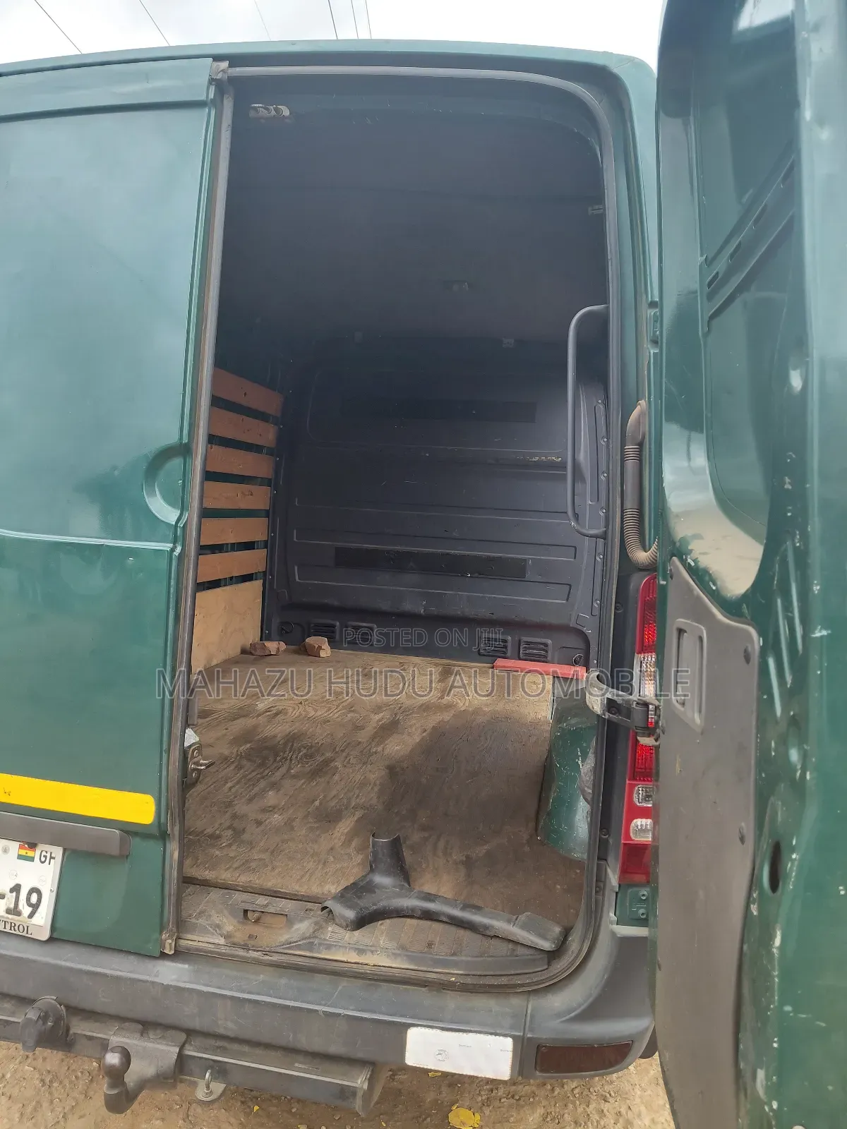 Mercedes-Benz Sprinter 2011 Green