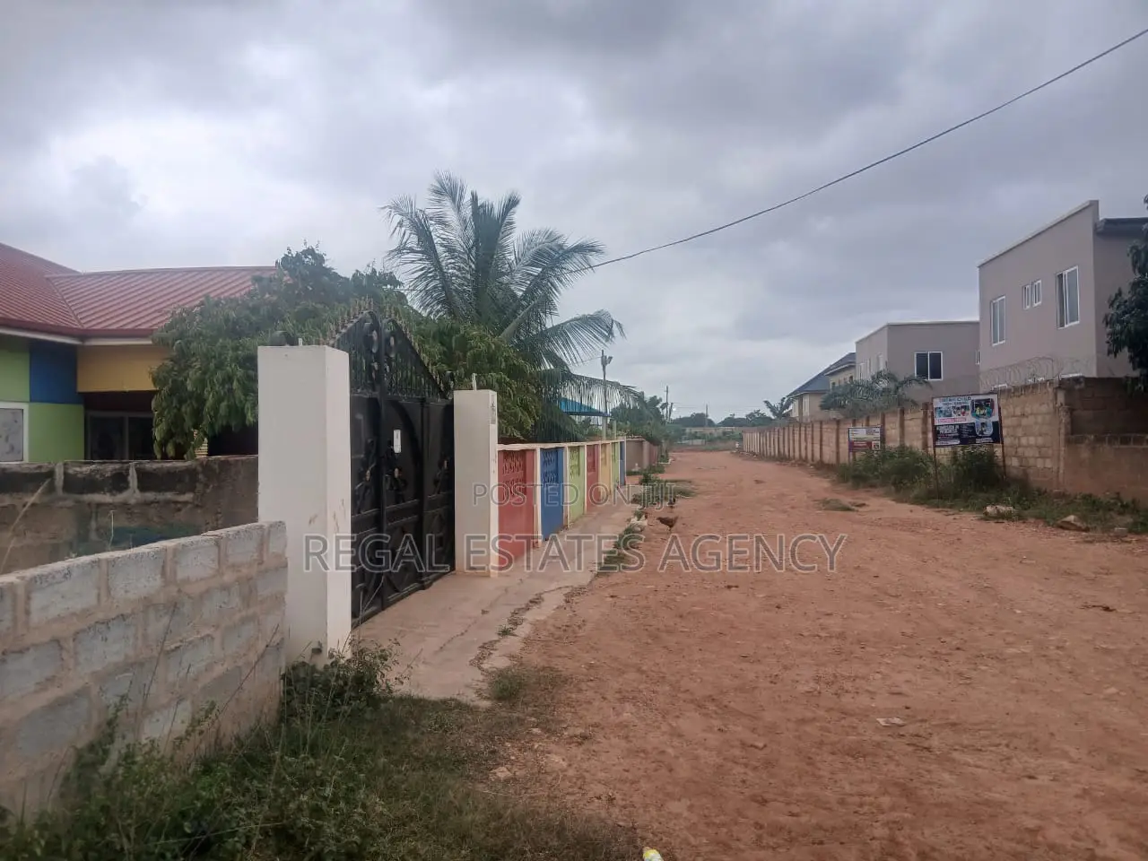 5bdrm House in Oyibi, Kas Valley Area for sale