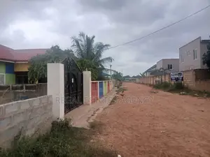 5bdrm House in Oyibi, Kas Valley Area for sale