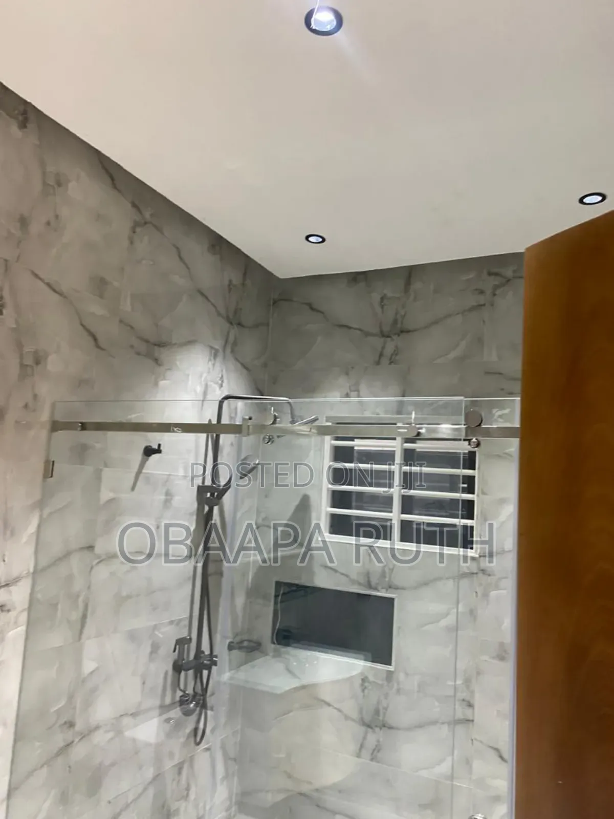 3bdrm Duplex in Oyarifa, Ghana Flag for sale