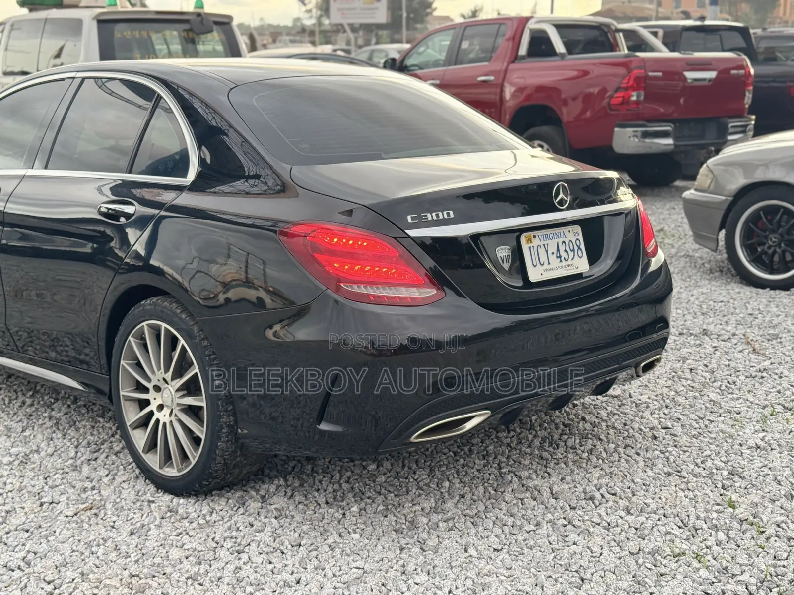 Mercedes-Benz C300 2016 Black