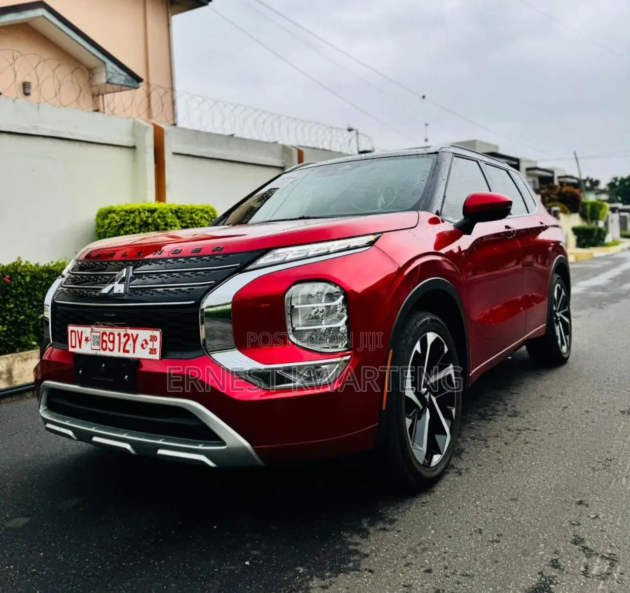 Mitsubishi Outlander 2024 Red