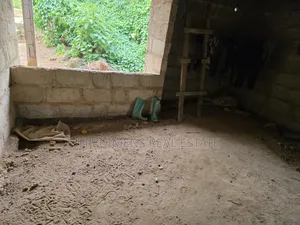 6bdrm House In Fredimens Real, Kwabre For Sale
