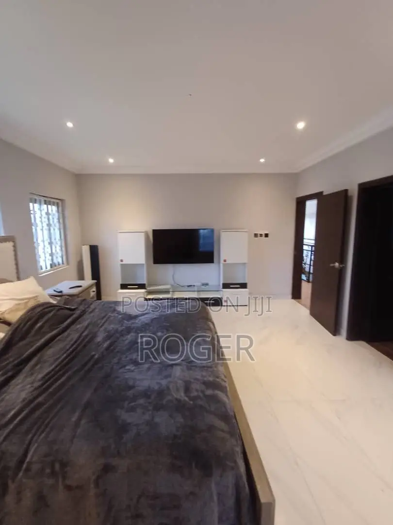 7bdrm House in Ofankor Barrier, Achimota for sale
