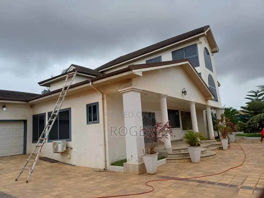 7bdrm House in Ofankor Barrier, Achimota for sale