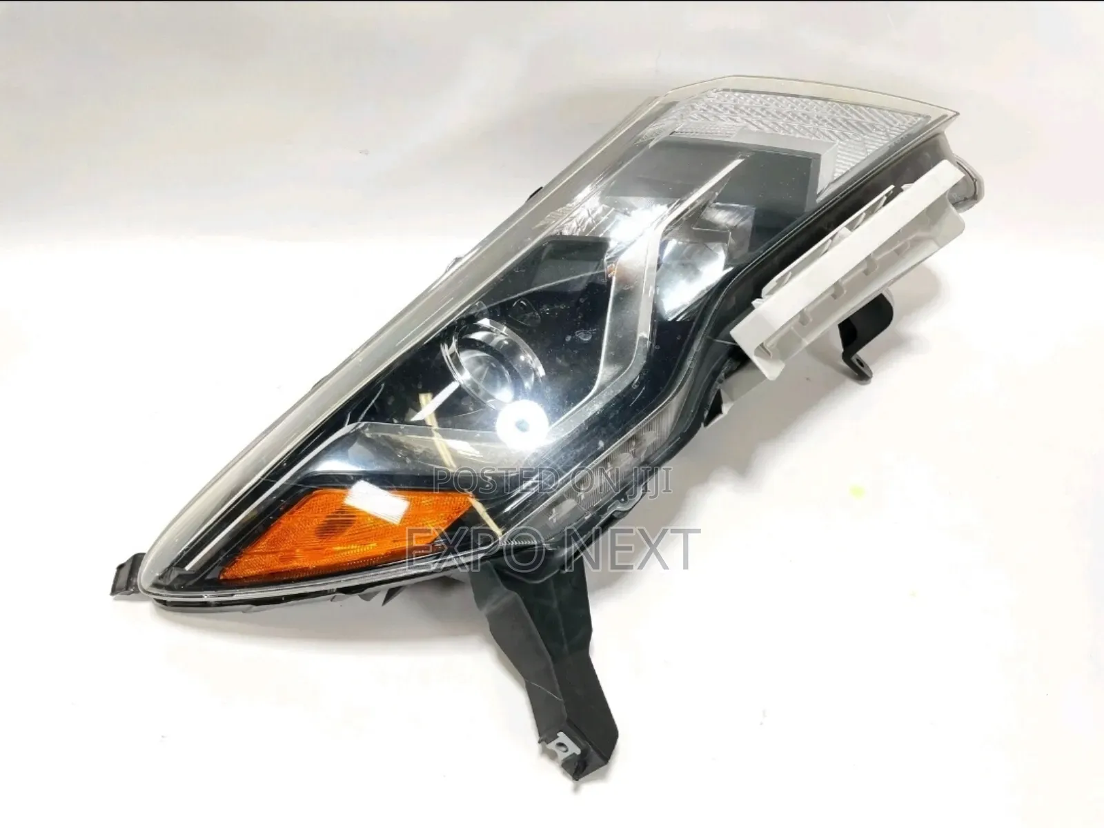 2017-2020 Nissan Pathfinder Headlight Projector  Halogen W/ Led
