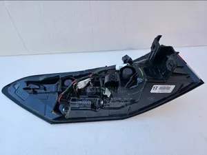2022-2024 Nissan Pathfinder Tail Light